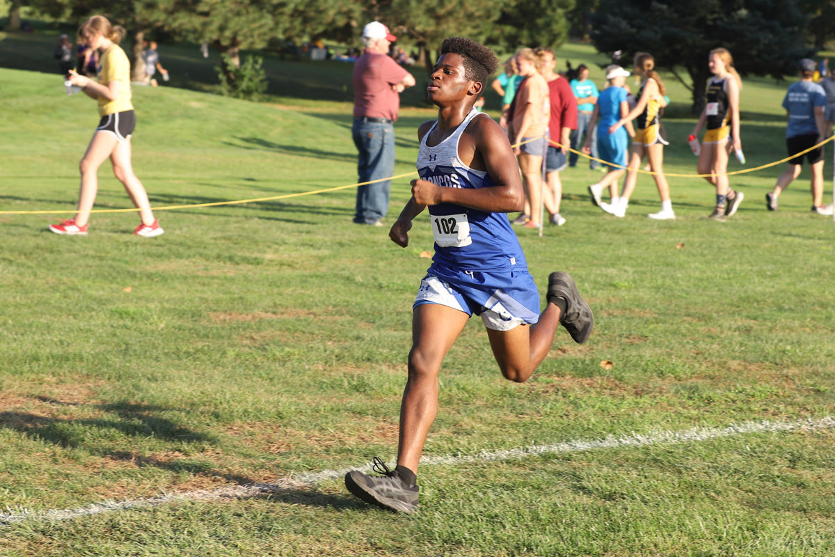 Fillmore Central XC Invite (60).JPG